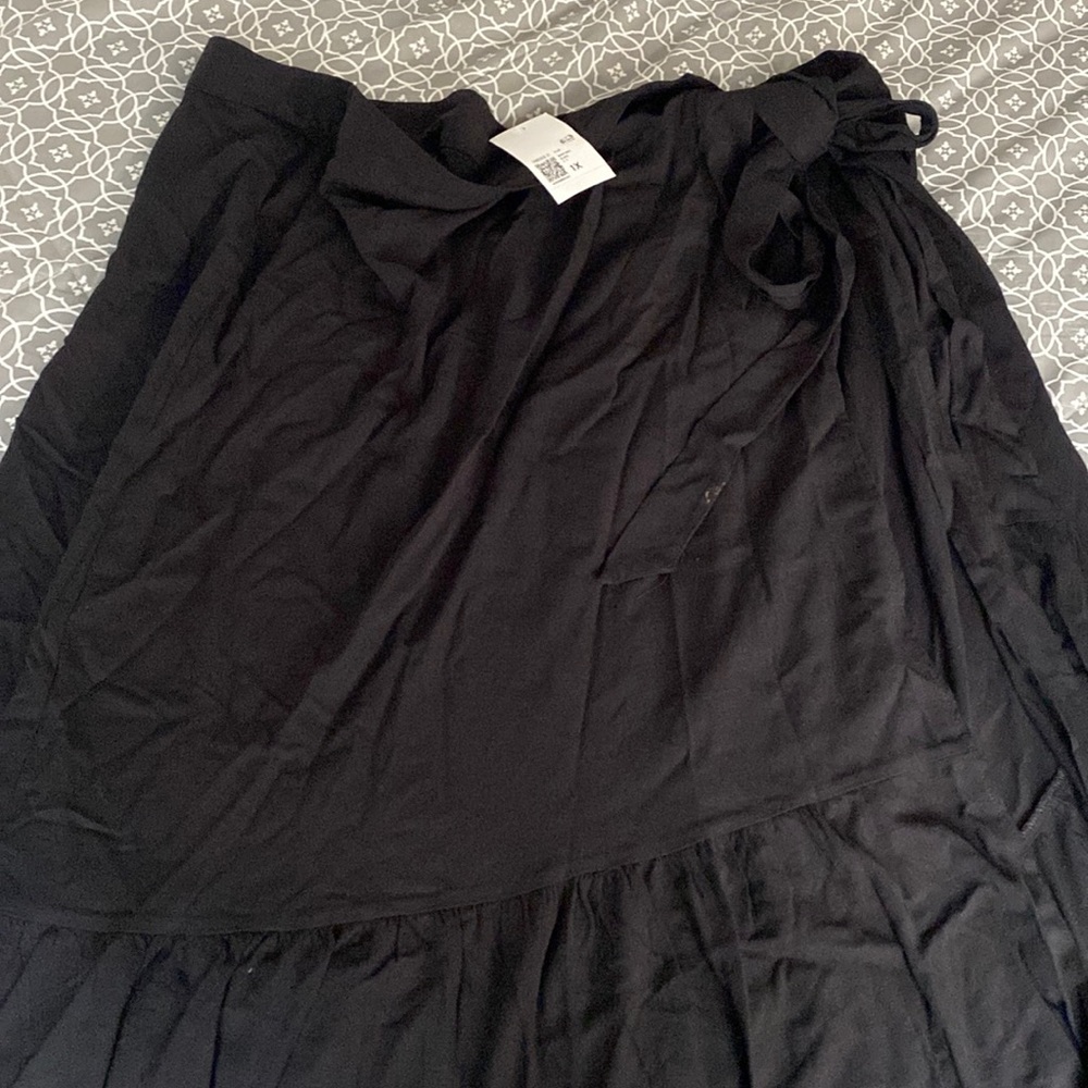 Forever 21 Plus Size Self-Tie Wrap Skirt
